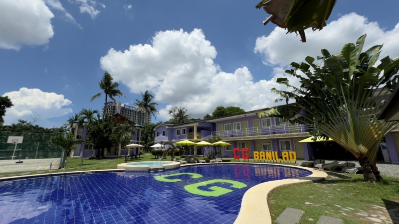 フィリピン留学 Cebu21 - CG Banilad-Swimming pool-2